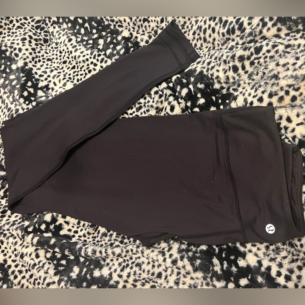 Size 8 lululemon black leggings